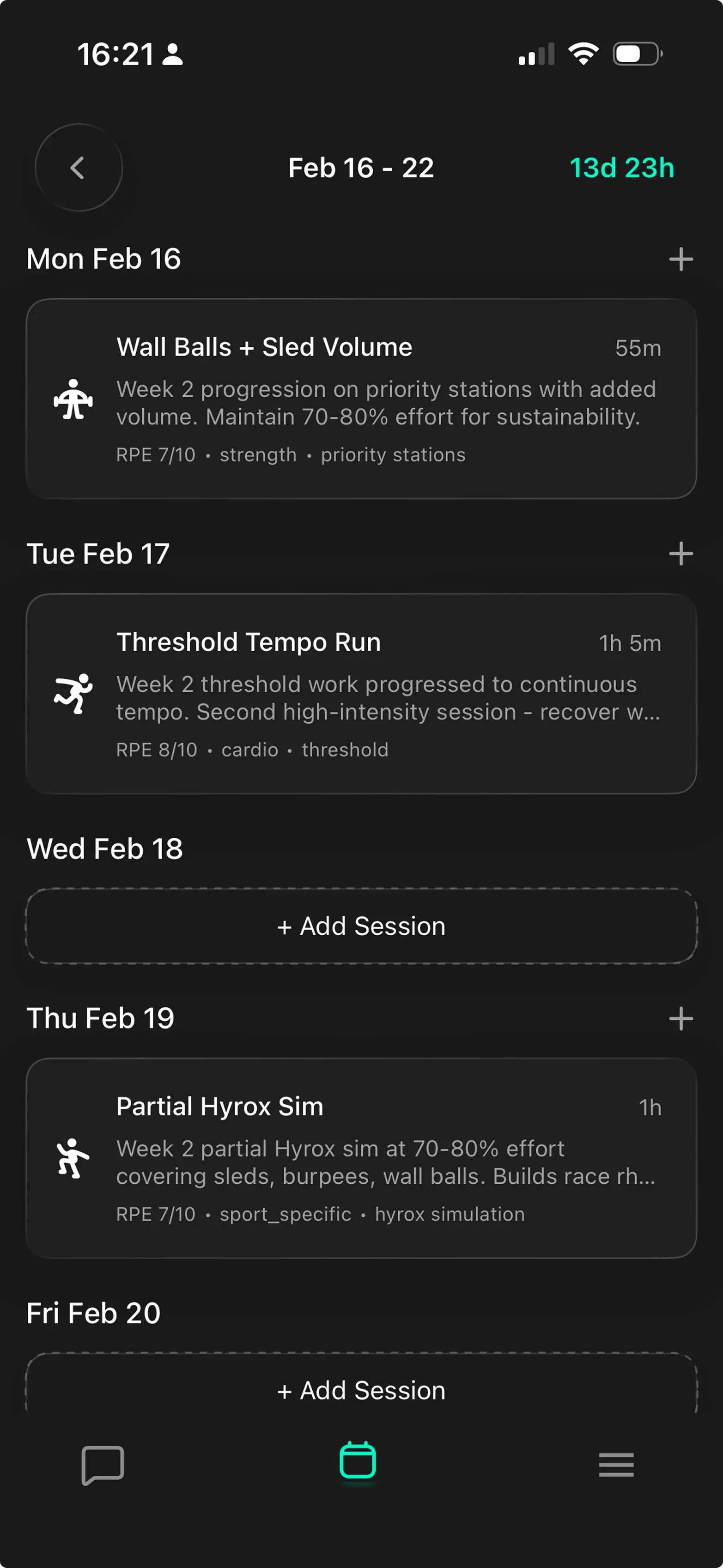 Weekly training calendar showing personalized sessions with RPE and duration